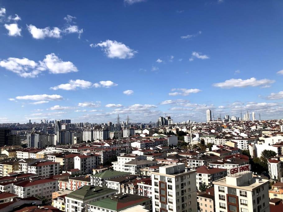 Secured Lux 1 + 1 - Gym, Sauna & Parking * Istanbul